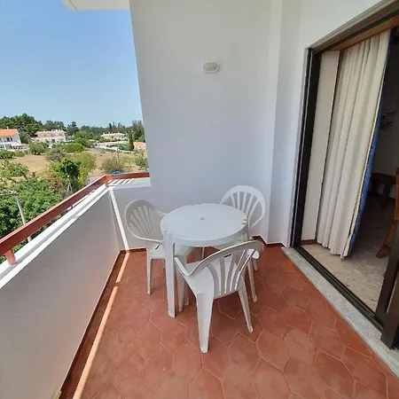 Апартаменты Apartamento Clube Praia Vau *